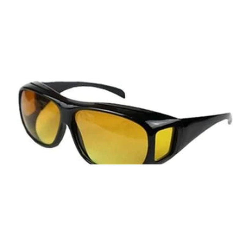 Vista de referencia de gafas de conducción con lentes amarillos; composición del pack por confirmar